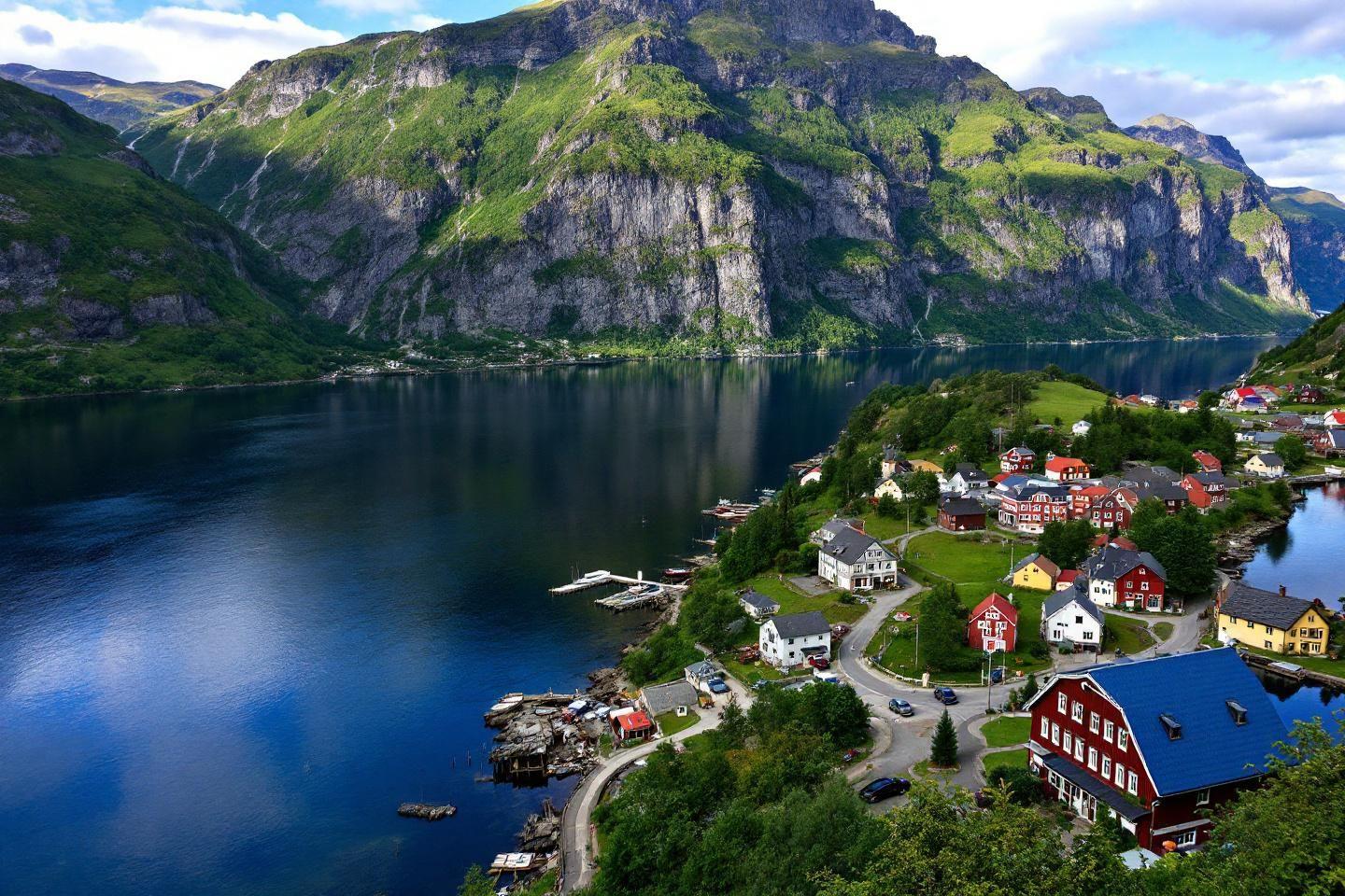 Top destinations de croisières en Europe du Nord : découvrez les plus beaux pays nordiques